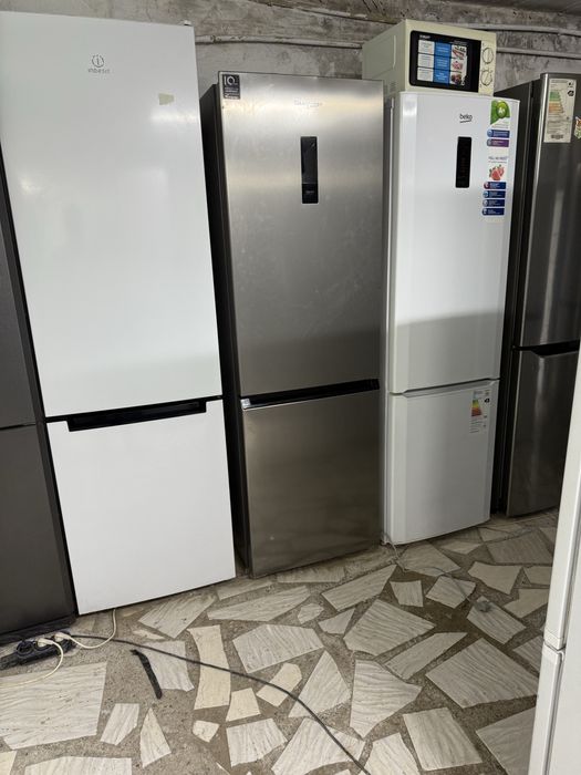 Продам холодильники в болшоие выбор