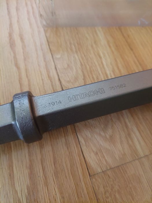Daltă șpiț Hitachi prindere hexagonal 32mm