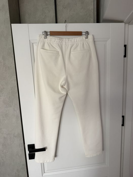 Pantaloni casual zara