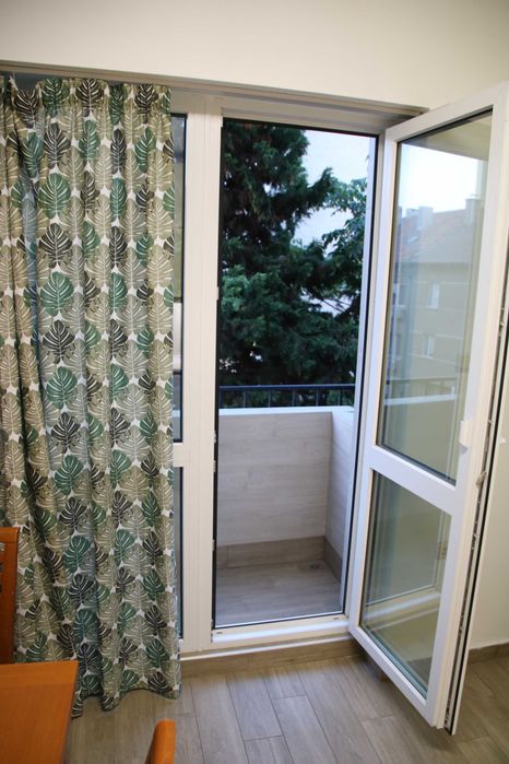 Дава се под наем Тристаен апартамент в Варна, Център - 78 кв.м за 612 € - Снимка #12