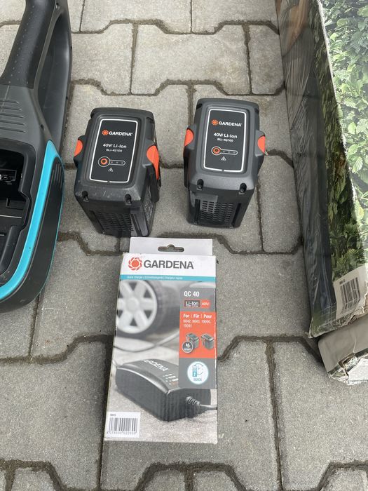 Foarfeca electrica noua+Masina de tuns iarba cu baterii