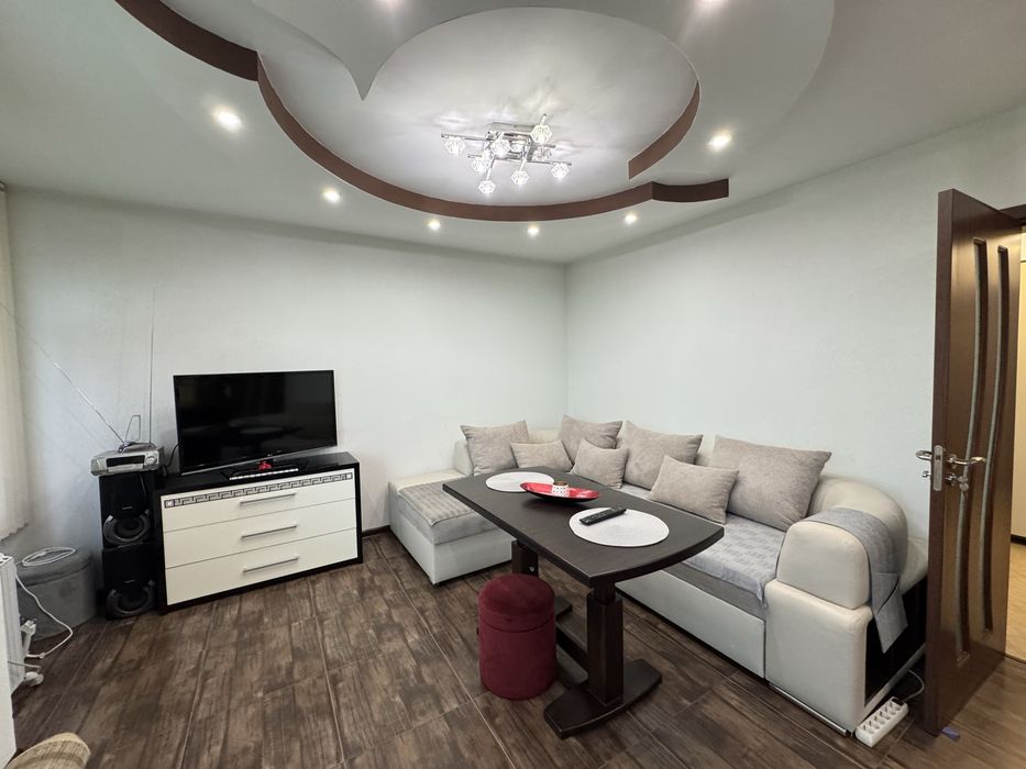 Продава се Двустаен апартамент в Казанлък - 64 кв.м за 2344 €/кв.м - Снимка #5