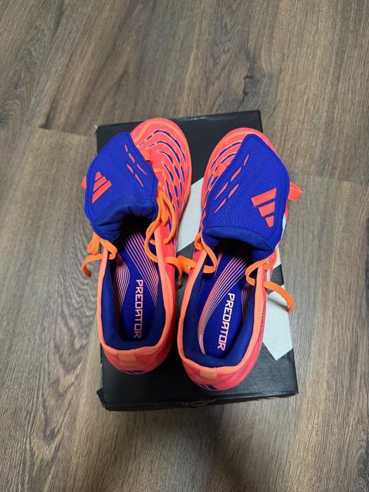 Срочно продам!! Бутсы Adidas predator Pro 40 размер