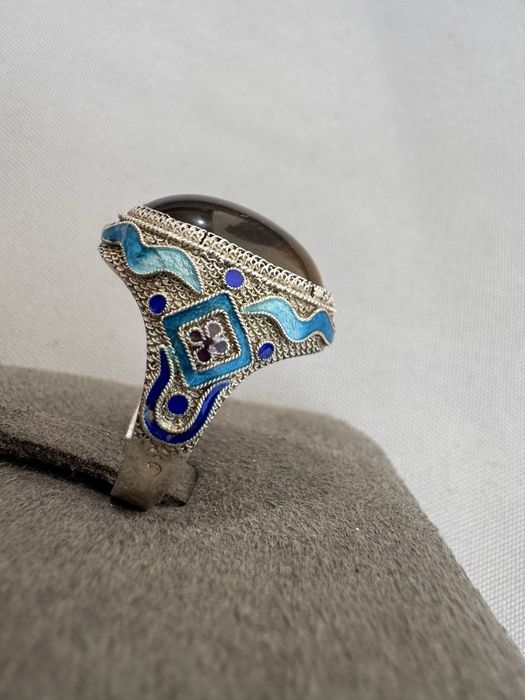 Inel din argint, email si ochi de tigru