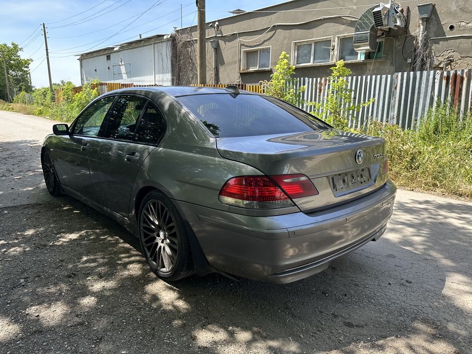 BMW 730D на части