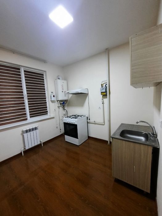 Сергили чоштепа метрони биринчи бекати 2хона 57ярим