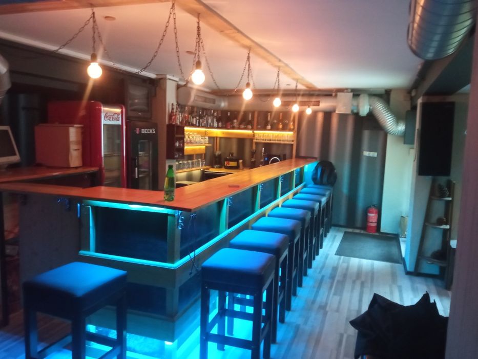 Продавам бар в старата част на кв Лозенец