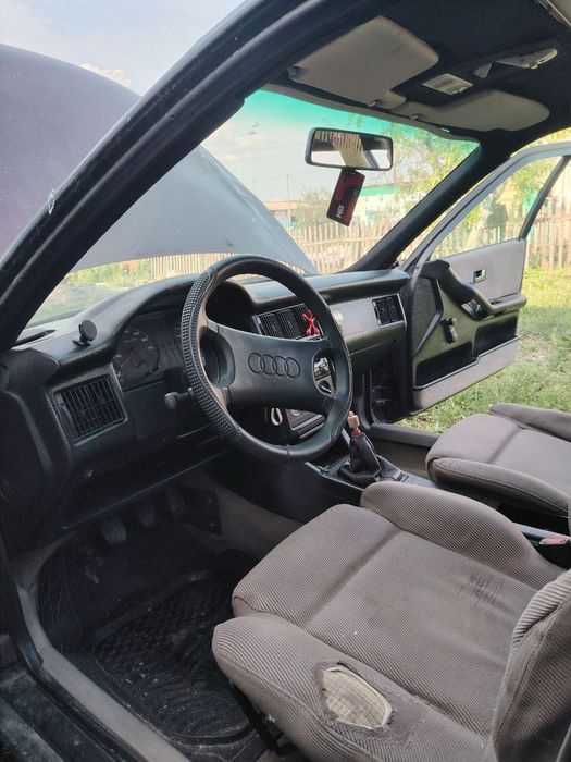 Ауди 80 б4 1.8 продам