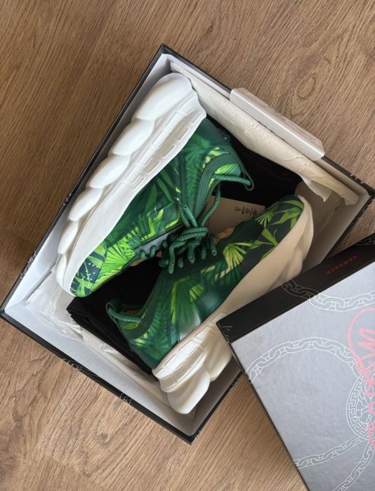 Adidasi Versace Chain Reaction