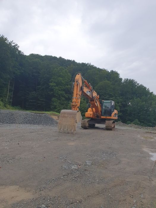 Excavator inchiriez