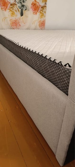 Продам кровать увеличиную двуспальную + матрас