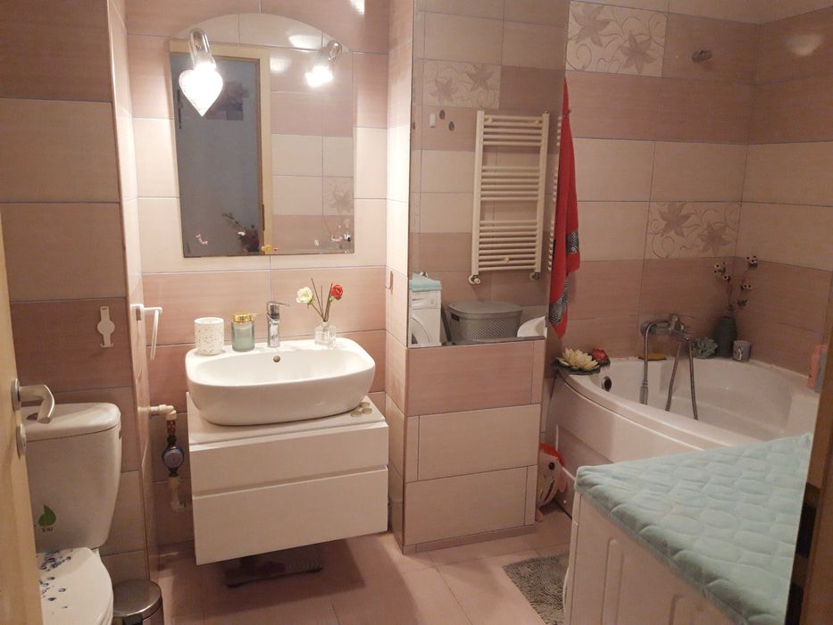 Dau in chirie apartament 2 camere zona Soarelui