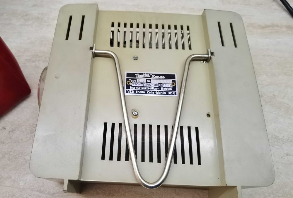 Продавам стара кварцова печка Thelta-Sonne Q.17 от DDR