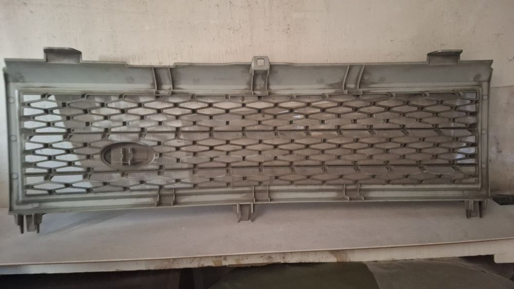Решетка радиатора, Land Rover (L 322)