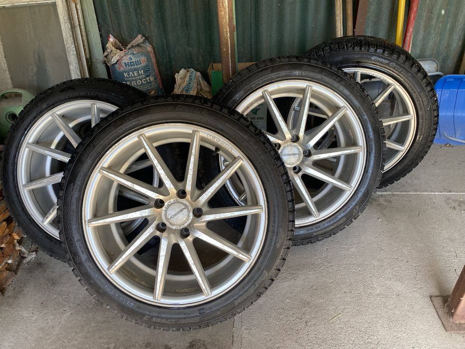 Продам диски с резиной R18 vossen