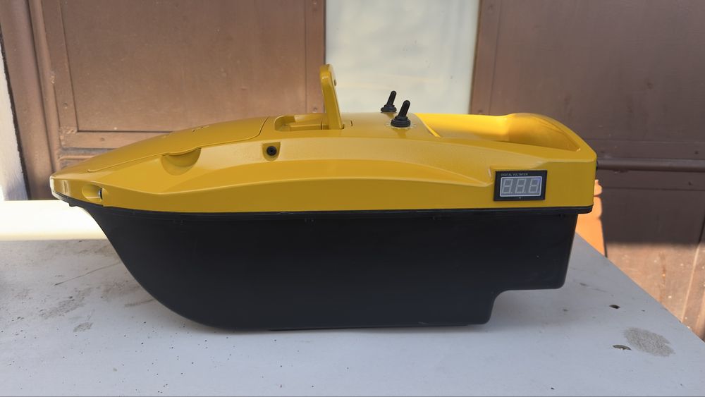 Devict Smono Лодка за захранка