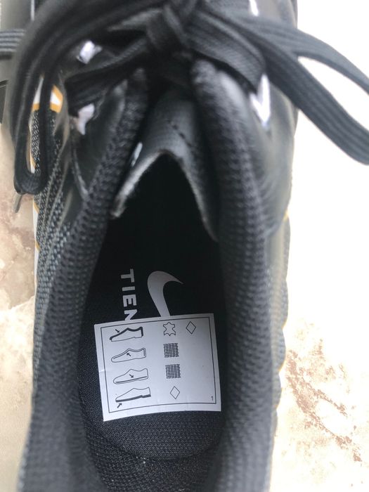 Nike tiempo номер 43