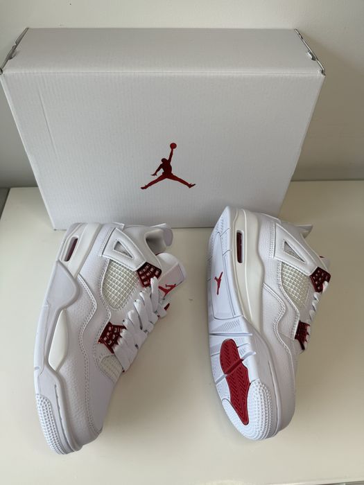 Air Jordan 4 Retro High Metallic Red Pure University Purple