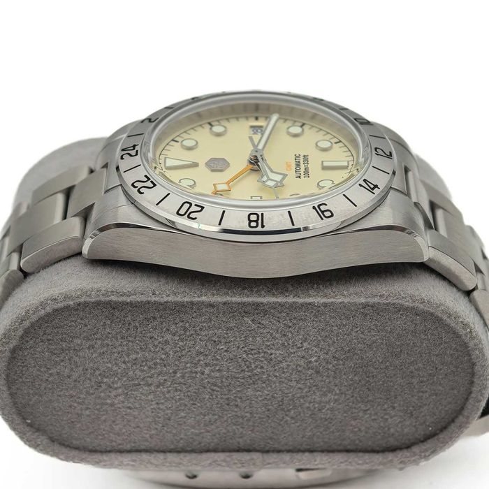 San Martin SN0054-G-B1 GMT white