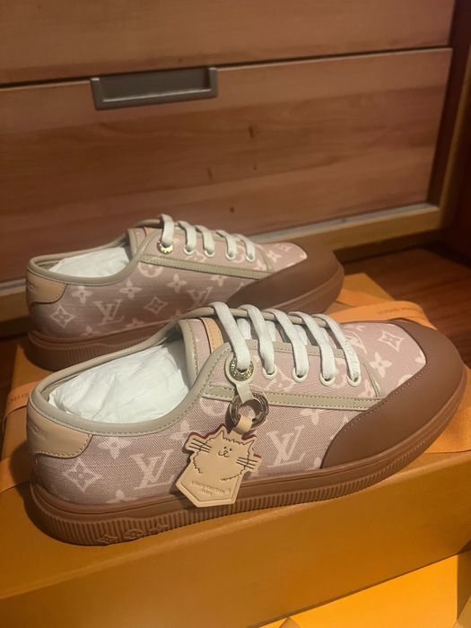 Louis Vuitton обувки