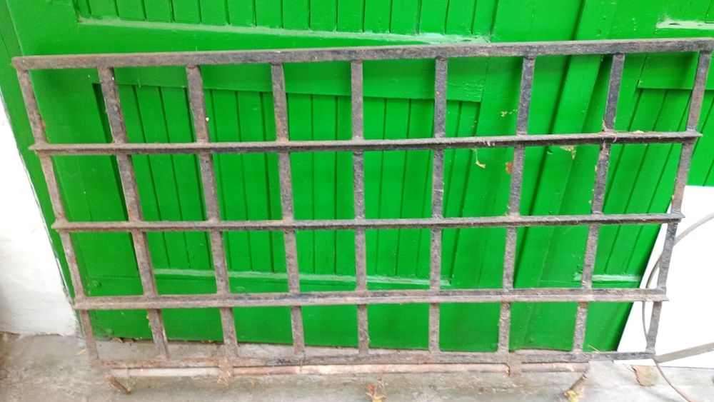 Прав  парапет,и ограда,винкел+ Сгъваем дървен метър