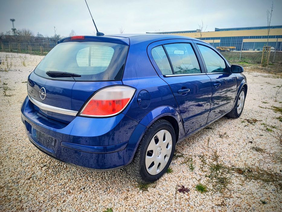 На части: Астра H Z20LEL