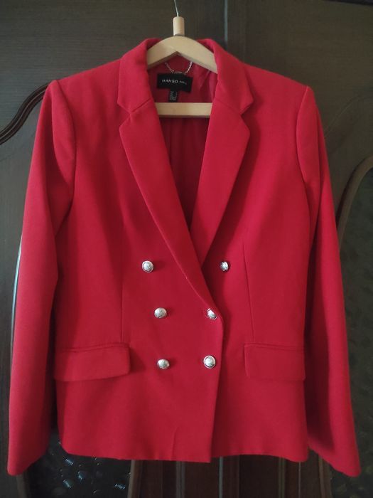 Продаю пиджаки и