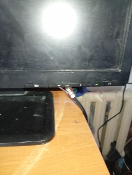 продам манитор за 30000 торг