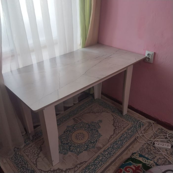 Продам столь новый