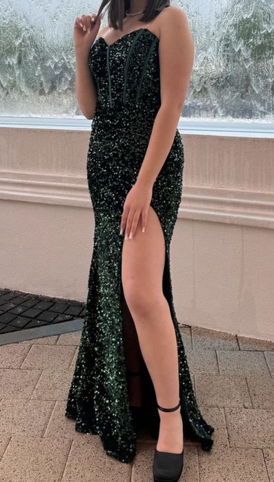 Rochie verde de ocazie cu paiete