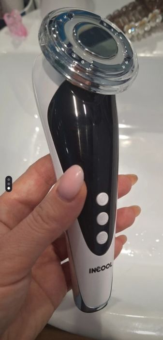 Микротоковый массажёр для лица