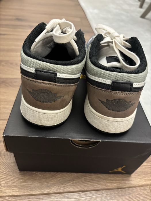 Продам Nike Air Jordan 1 Low (оригинал)