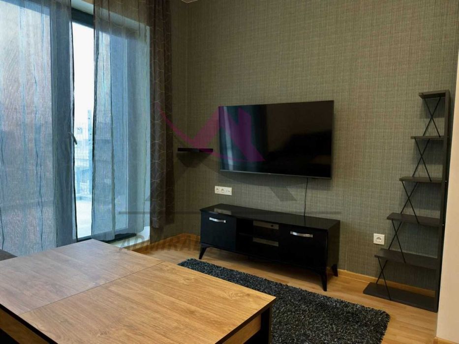 Дава се под наем Двустаен апартамент в Варна, Левски - 45 кв.м за 433.5 € - Снимка #2