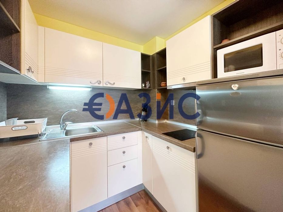 Продава се Тристаен апартамент в к.к. Слънчев бряг - 128 кв.м за 598 €/кв.м - Снимка #8