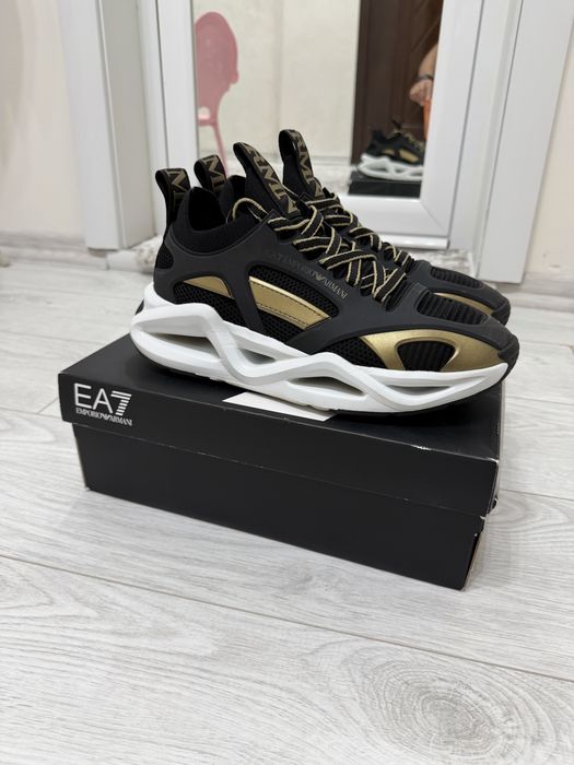Маратонки  Armani EA7