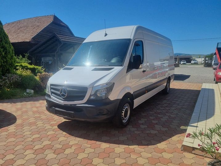 Mercedes-Benz Sprinter 313