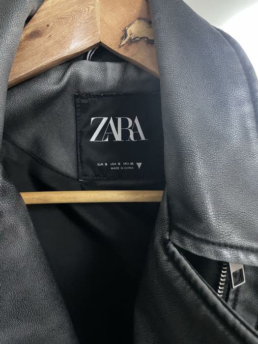 Яке без забележки/ZARA