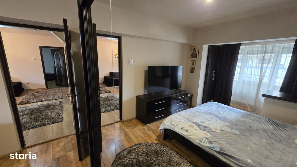 Apartament cu 3 camere de vanzare, etajul 1, Focsani