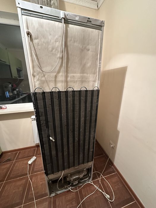 Холодильник Indesit