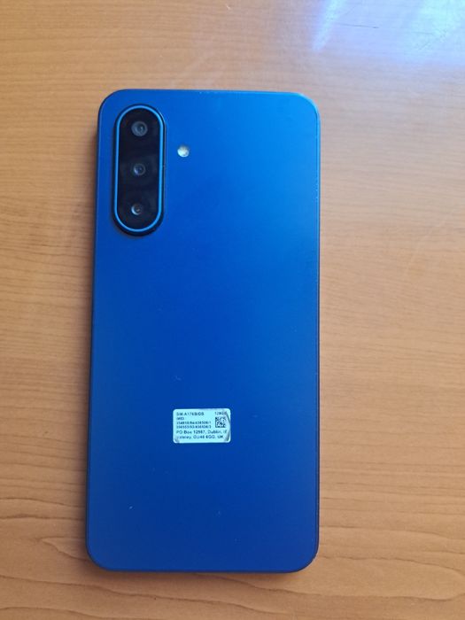 Samsung A17, 5G.