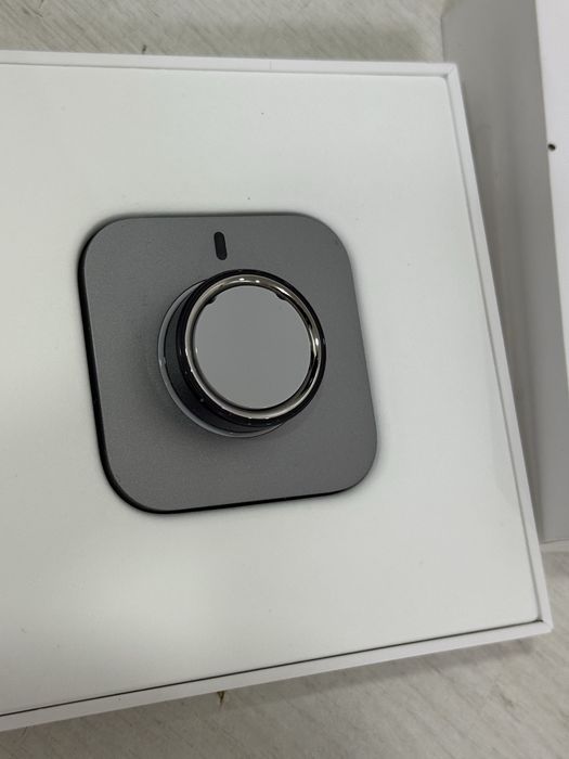 Oura Ring 4 Black Smart Ring pentru Monitorizarea Somnului si Sanatatii, Marimea 12 nou , nefolosit !