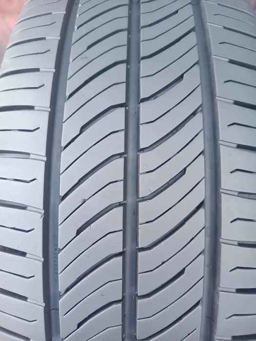 235/65/16 С Semperit Дот 0425