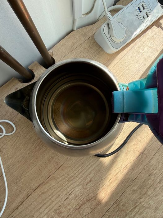 Fierbatoare negociabil la 10 lei