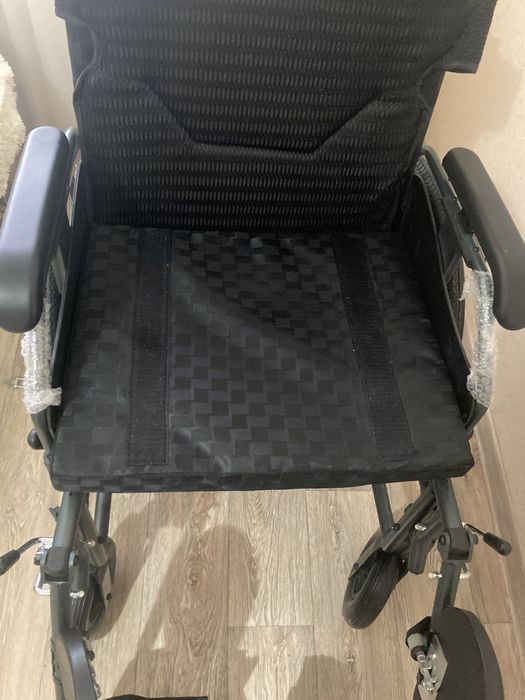 Инвалидная коляска