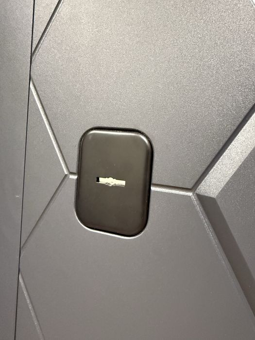 Продам дверь Luxor 2МДФ 3Д (860мм) левая