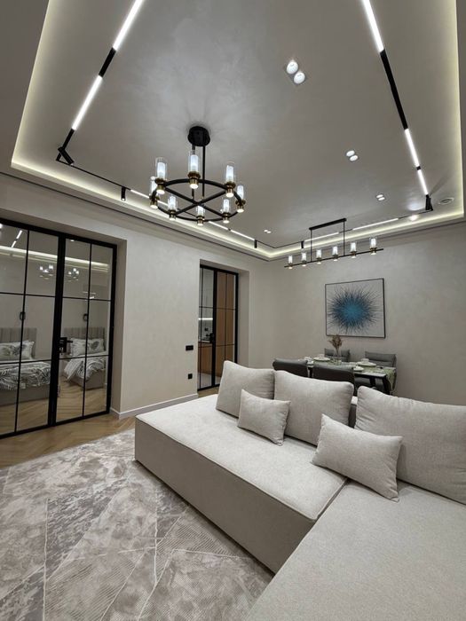 Продается 4 комнатная квартира новостройка Комолон дружба метро