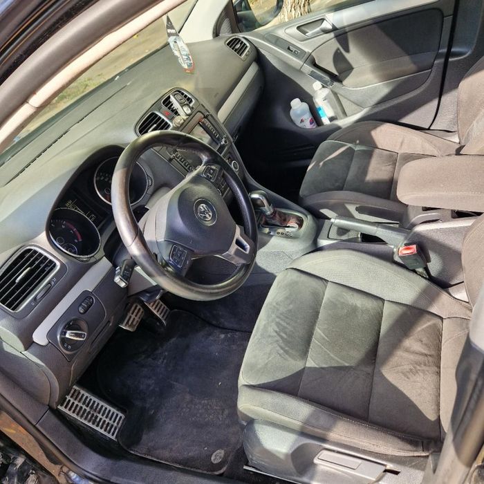 VOLKSWAGEN Golf 2010 — imagine 4