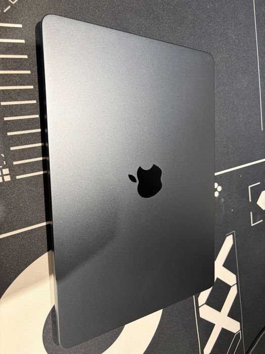 Macbook Air 13 2024 M3 512гб