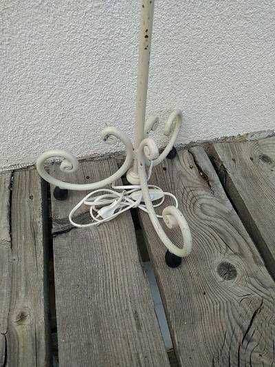 Лампи от ковано желязо