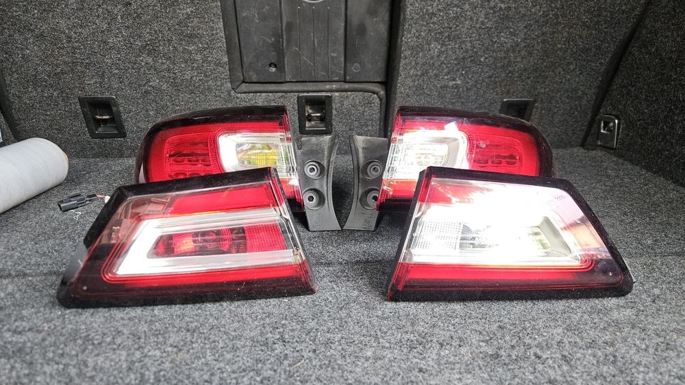 Вътрешни и външни стопове за Renault Clio IV